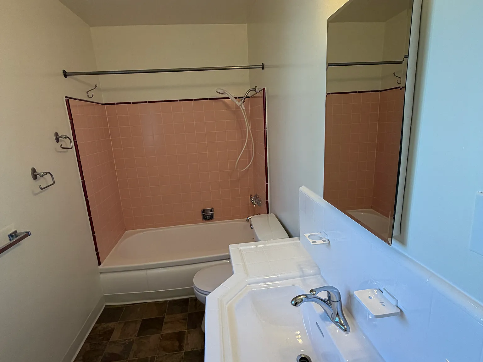 1 bed, 600 sqft, $1,850 — Photo 1