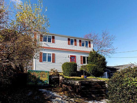 2nd image of 59 Hilltop Avenue