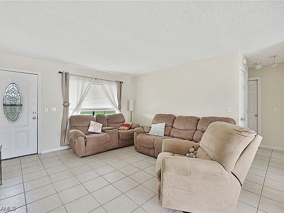 4th image of 1509 NE 10th St