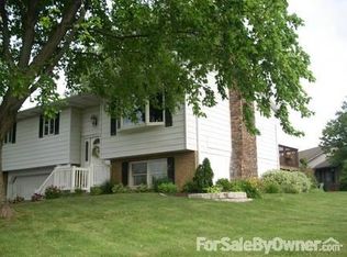 1045 E Polk St, Morton, IL