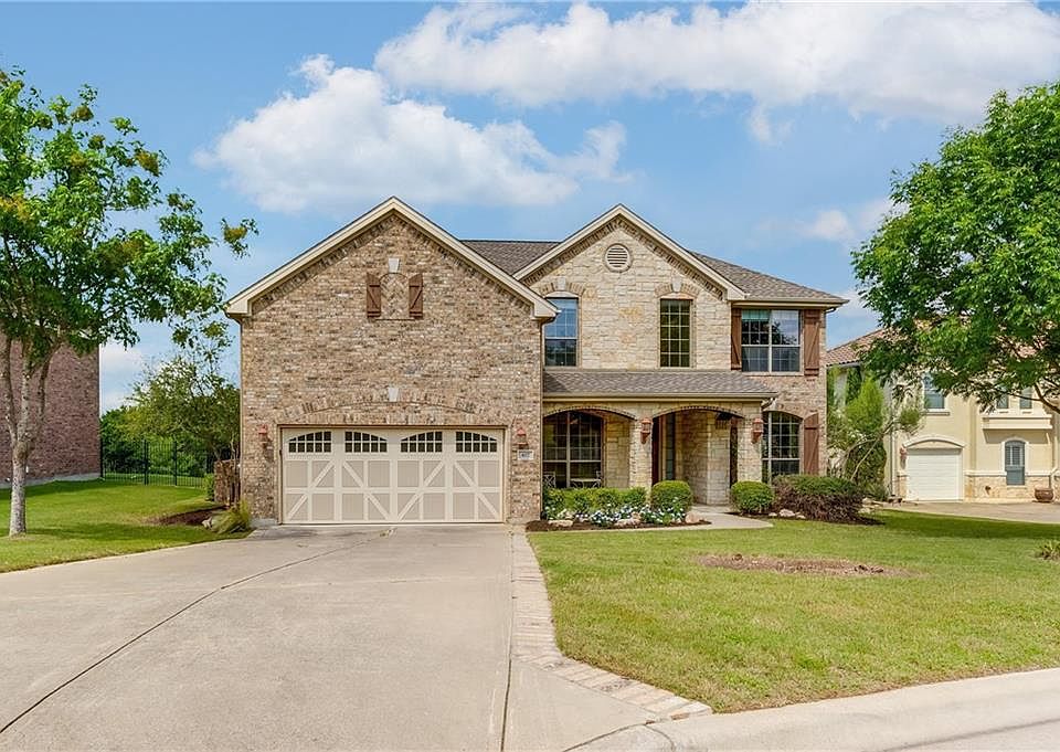 1st image of 407 Aria Dr