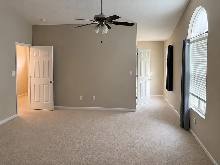 2100 Call Dr — Photo 18