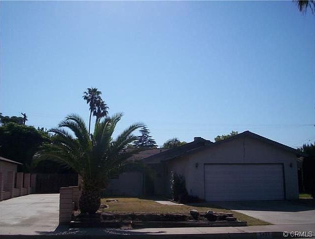 1st image of 3437 N Mayfield Ave