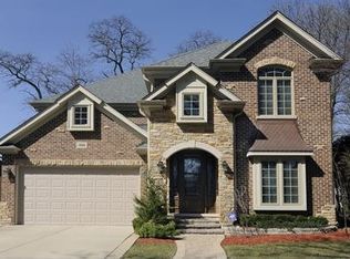 700 S Home Ave, Park Ridge, IL 60068