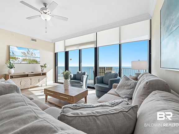 4th image of 533 E Beach Blvd #904