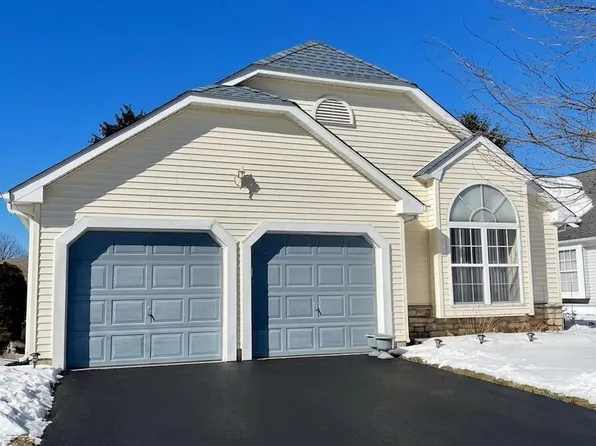 2692 Rockport Lane, Toms River, NJ 08755