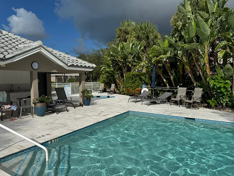 3477 Lake Crest Dr — Photo 28