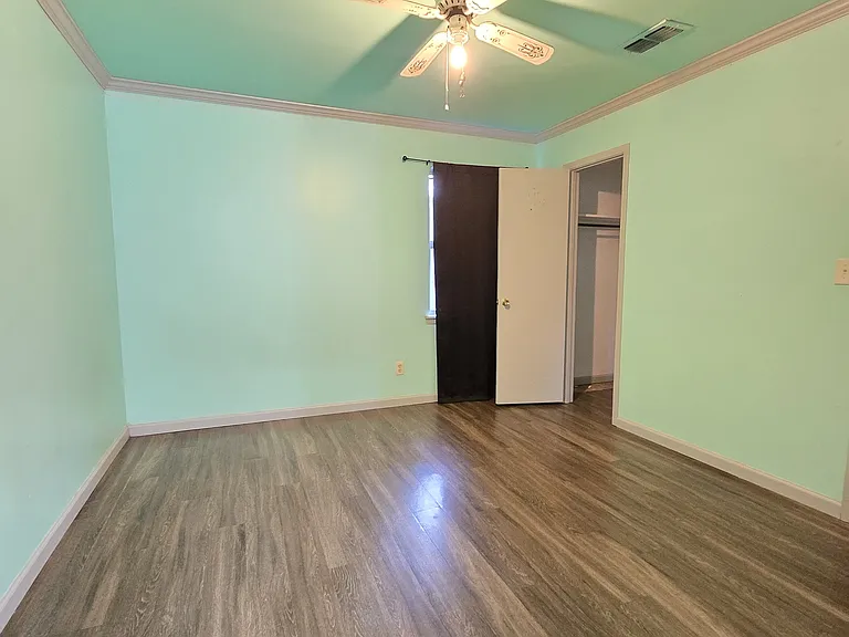 1514 State Highway 155 N — Photo 20