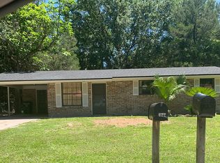 423 Azalea Dr, Macclenny, FL 32063