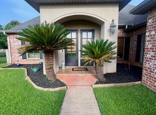 104 W Tyler Ln, Leesville, LA 71446