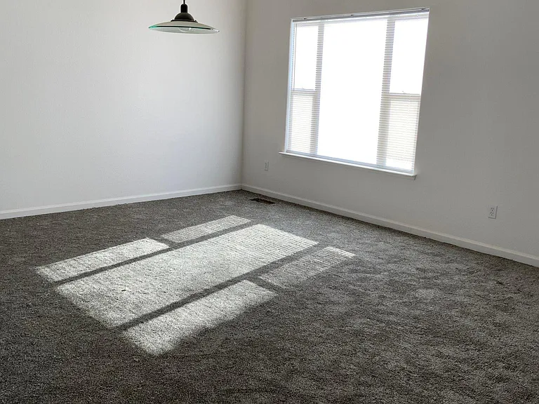 1120 Dixie Ln — Photo 12