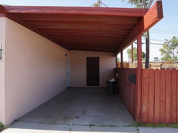 2nd image of 1908 Golden Arrow Dr