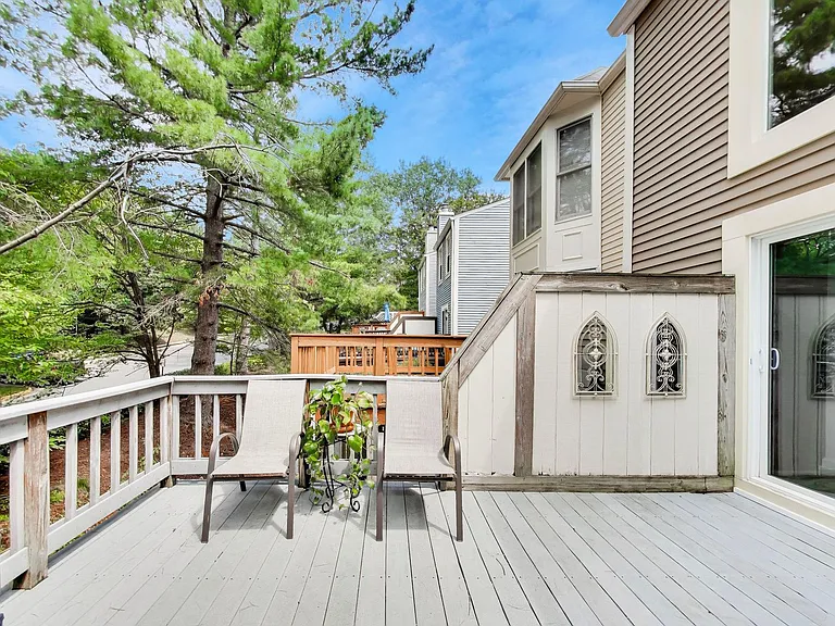 11910 Crosswind Ct — Photo 13