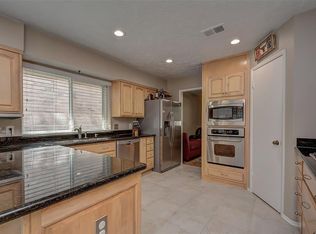 2927 Edgewood Dr, Sugar Land, TX 77479