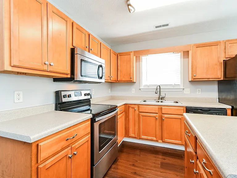 1612 Allston Dr — Photo 8