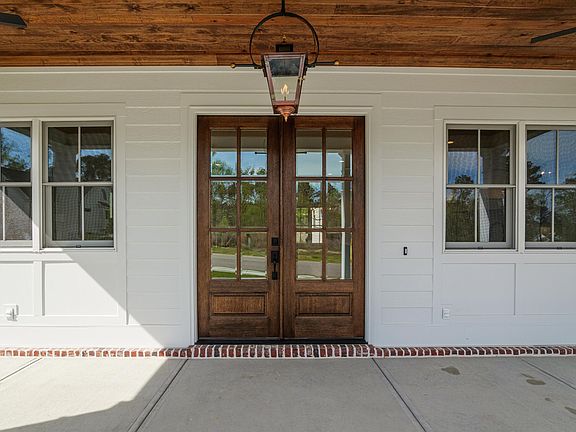 4th image of 724 Campana Drive
