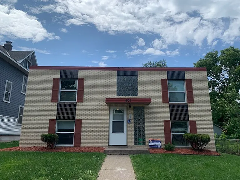405 Fairview Ave N — Photo 14