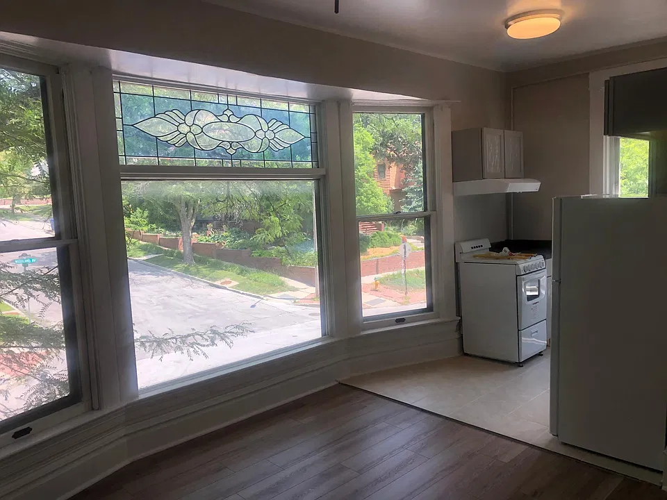 1700 Woodland Ave #2