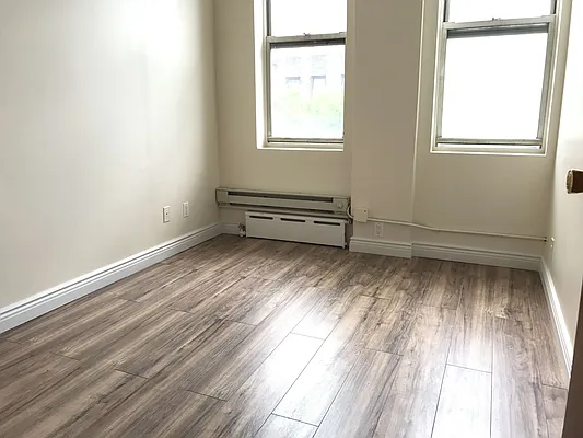 Rented by NY Space Finders Inc. | media 32