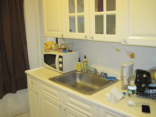 Rented by J Misrahi Realty Corp | media 31