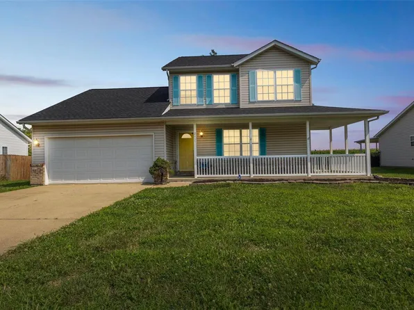 2405 Coniferous Dr, Shiloh, IL 62221