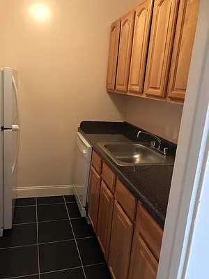 Rented by EZ Sell Realty | media 9