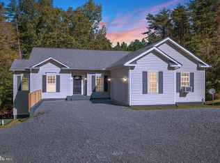 15307 Red Oak Ln, Mineral, VA 23117