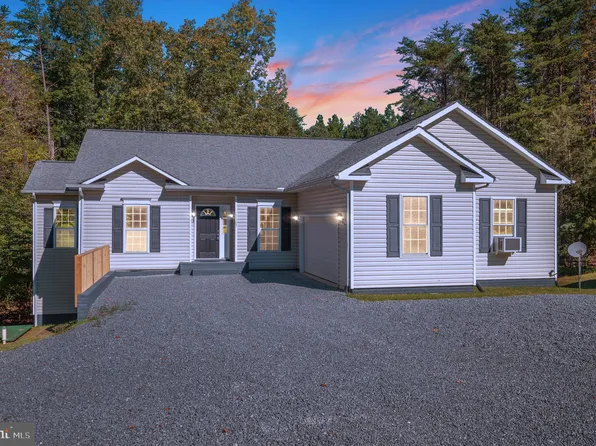 15307 Red Oak Ln, Mineral, VA 23117