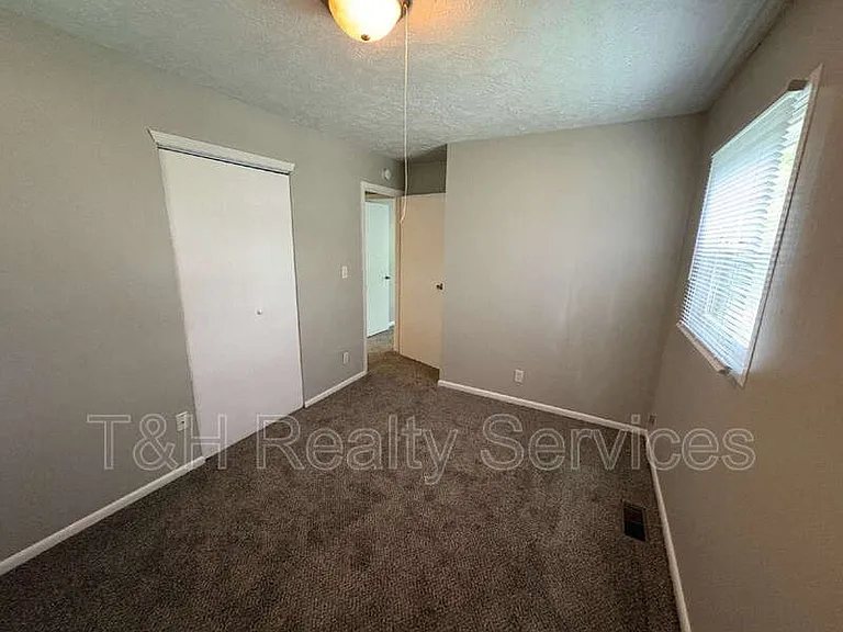 3644 Celtic Dr — Photo 17