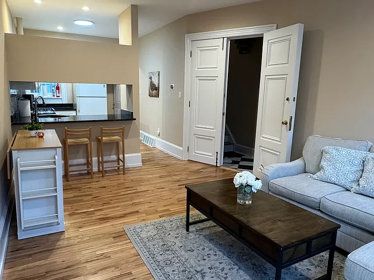 2109 Brandywine St #1 — Photo 2