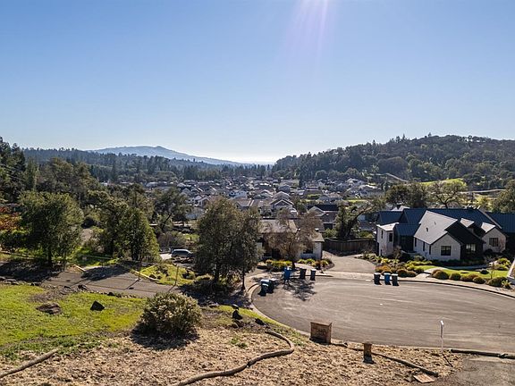 5th image of 3512 NE Hanover Place