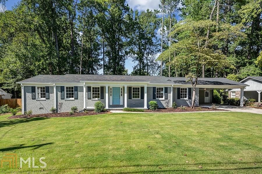 1st image of 2817 Staunton Dr SE