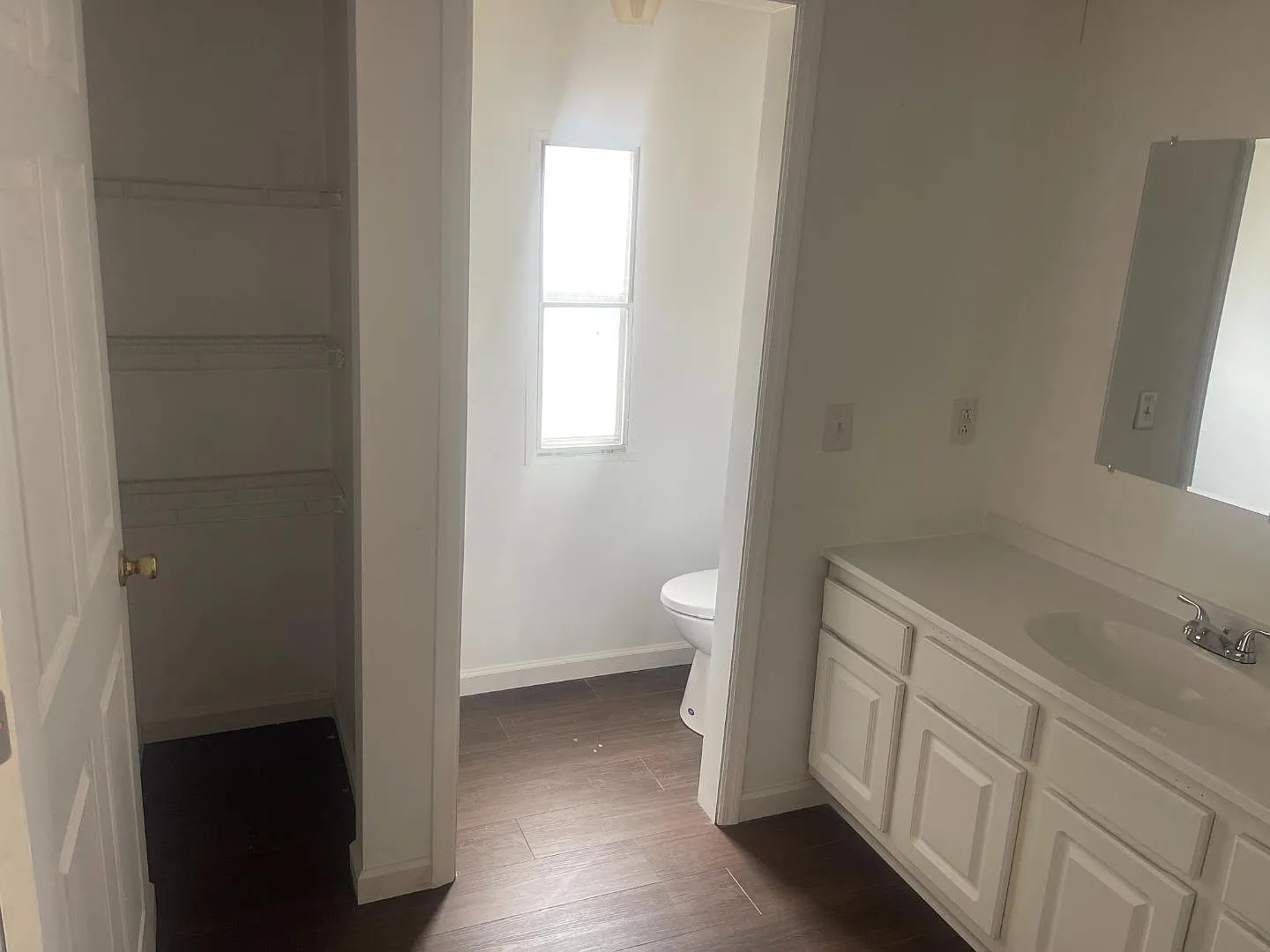 2619 Boyce St — Photo 3