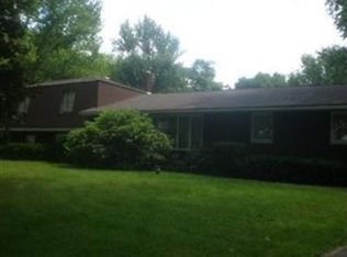 2145 Canton Rd, Akron, OH 44312