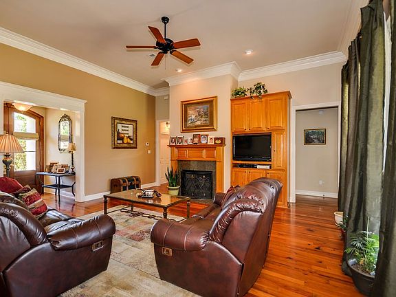 Thirteen Feet High Ceilings