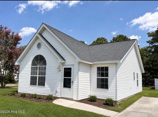 216 Cape Point Ln, Greenville, NC 27858