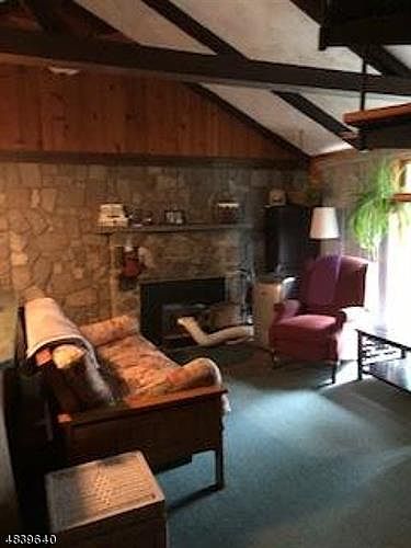 2nd image of 2111 Lakeside Dr W