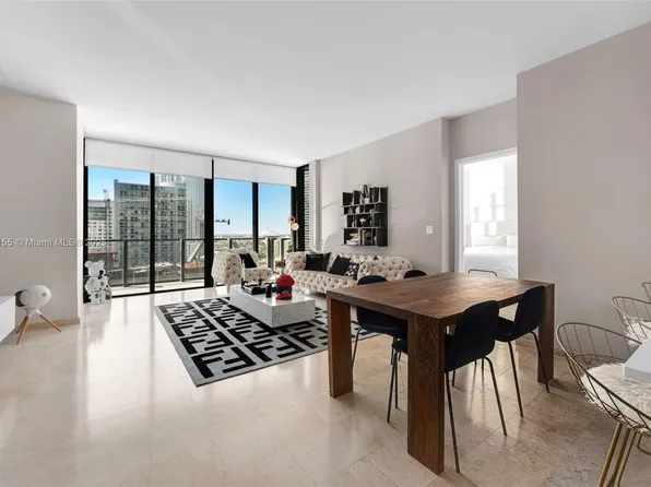 68 SE 6th St APT 1404, Miami, FL 33131