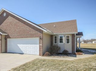 604 Golfview Dr, Pleasantville, IA 50225