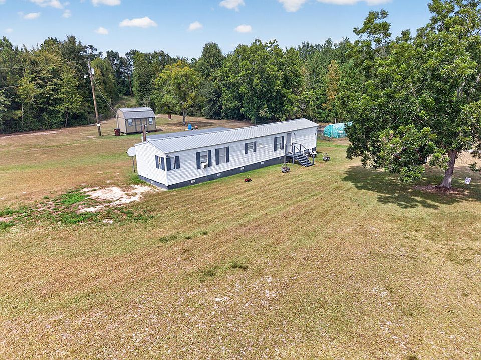 1st image of 142 Clear Lake Dr