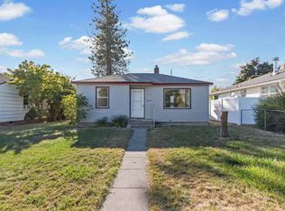 4927 N Oak St, Spokane, WA 99205