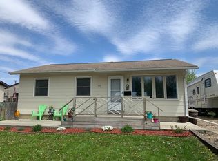 411 N 15th Ave, Marshalltown, IA 50158