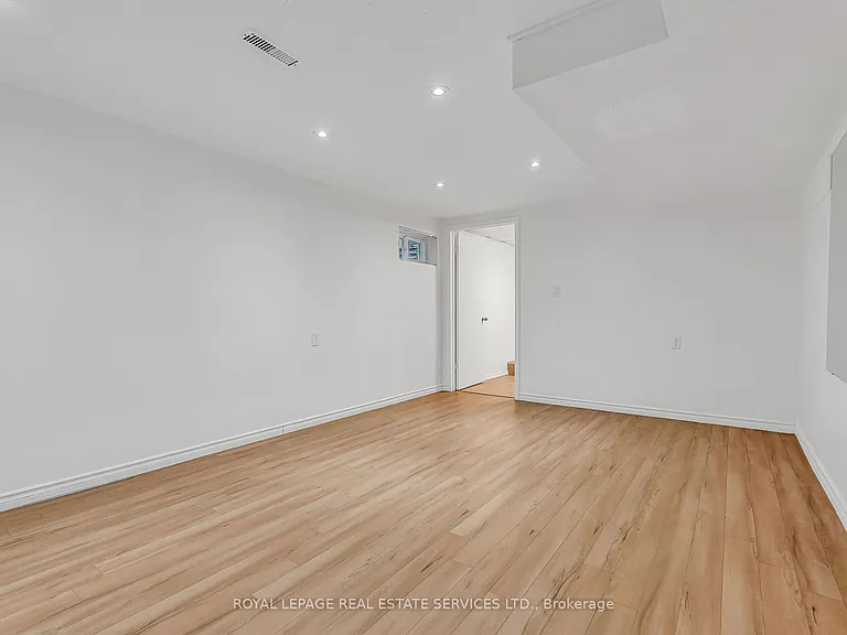 50 Willowbrook Rd #BASEMENT — Photo 26