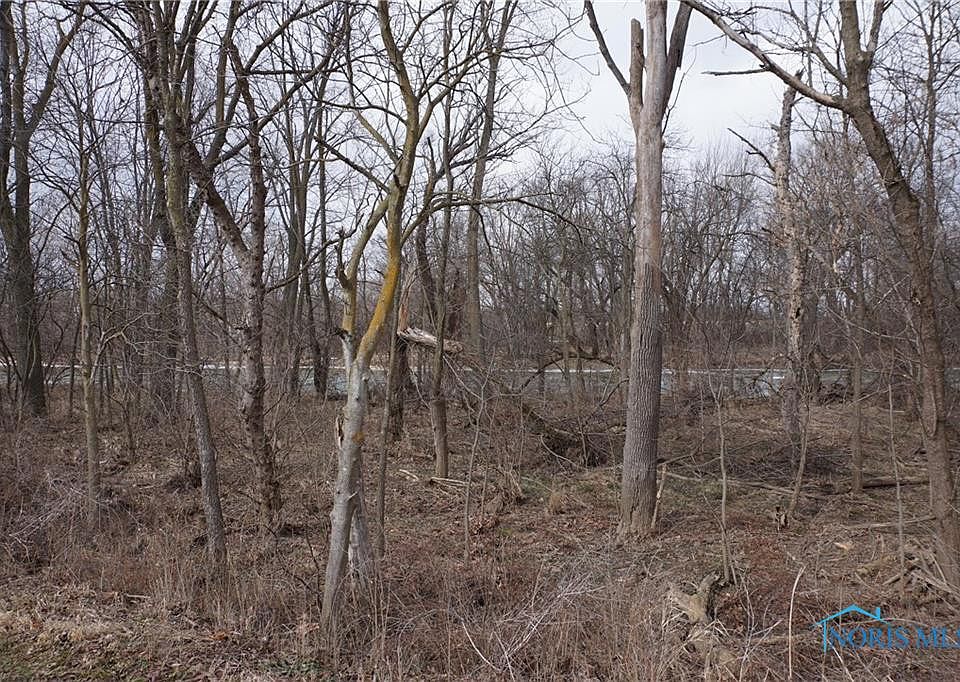 2nd image of 517 Port Clinton Rd