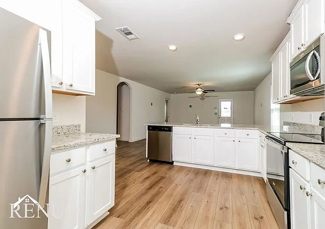329 Sunnymeade Ln — Photo 3