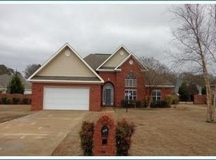 207 Peregrine Ct, Kathleen, GA 31047