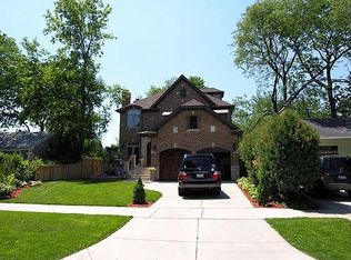 919 Amherst Ln, Wilmette, IL 60091