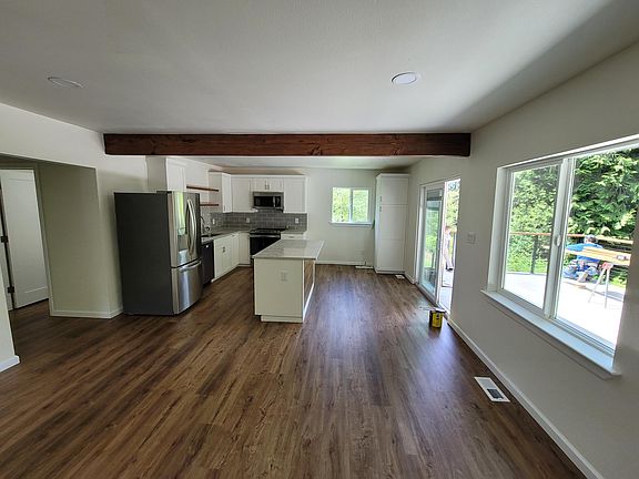 3rd image of 16315 275th Ave NE