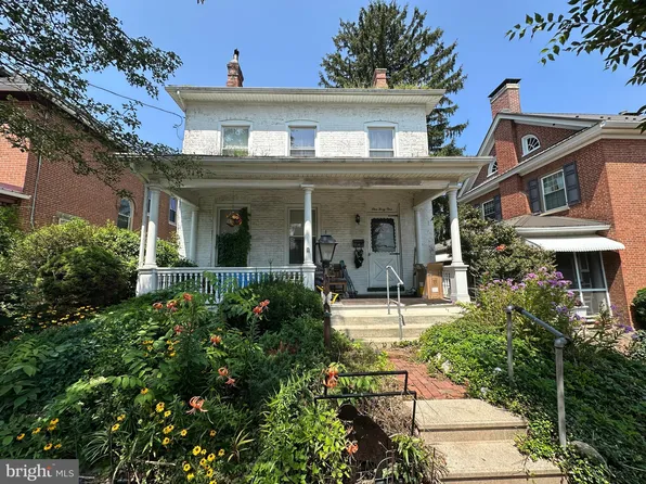 141 S Washington St, Greencastle, PA 17225