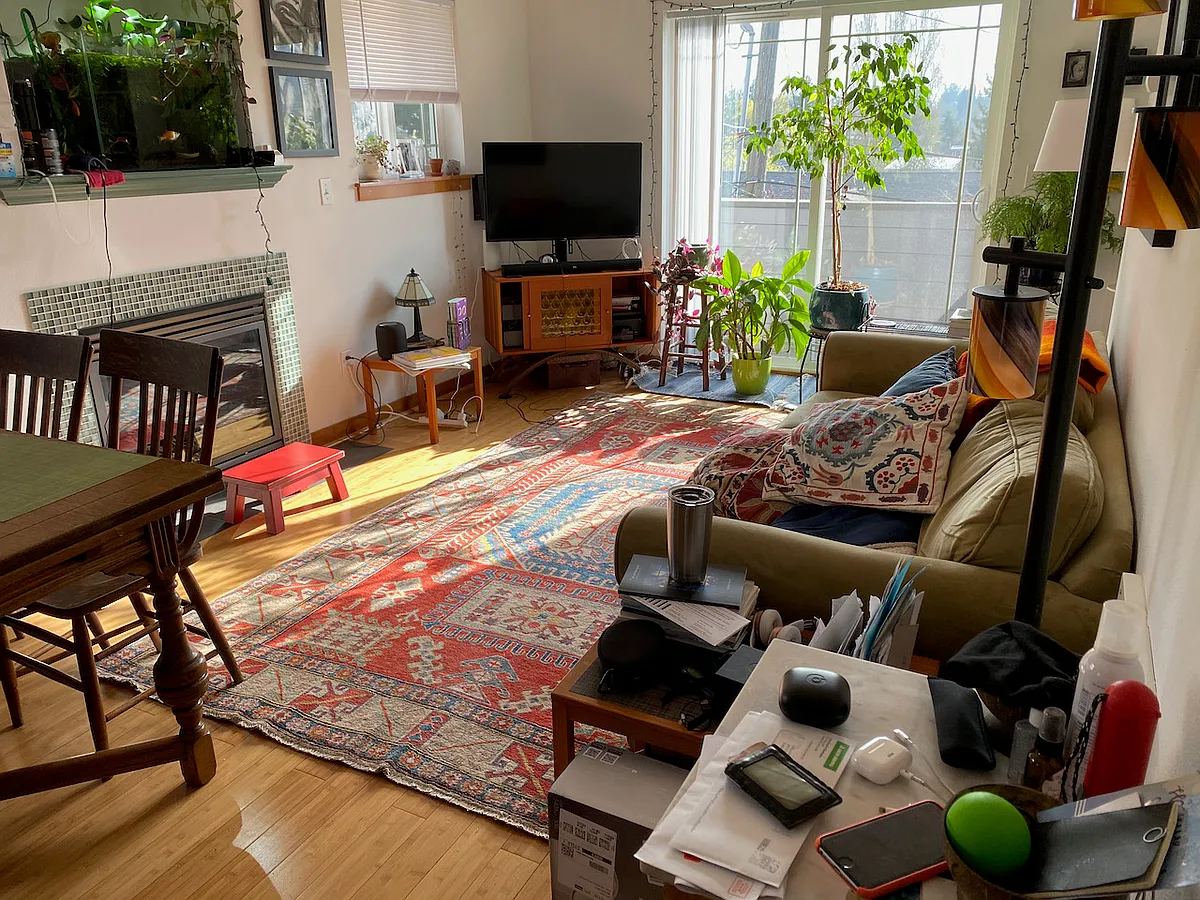 Building Photo - 309 27th Ave E #2D